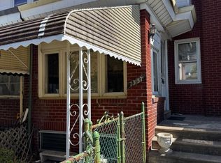 7337 E Walnut Ln, Philadelphia, PA 19138