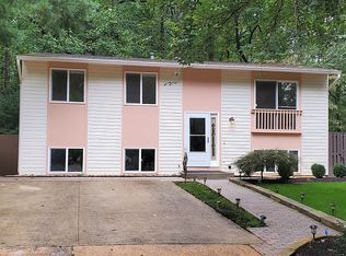 11591 Red Leaf Ct, Reston, VA 20191