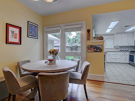 Breakfast room with access to the deck.
