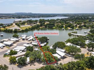619 Brazos Harbor Cir, Granbury, TX 76048