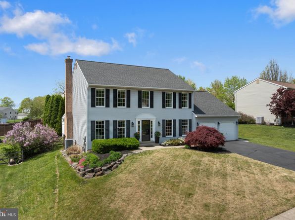 312 Heatherfield Dr, Souderton, PA 18964