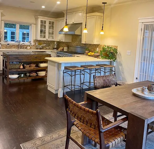1651 Hill Dr — Photo 6