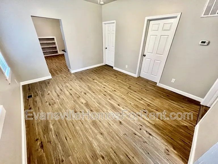 2812 B St — Photo 8