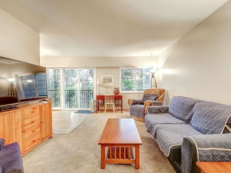 1st image of 10555 153rd St #41