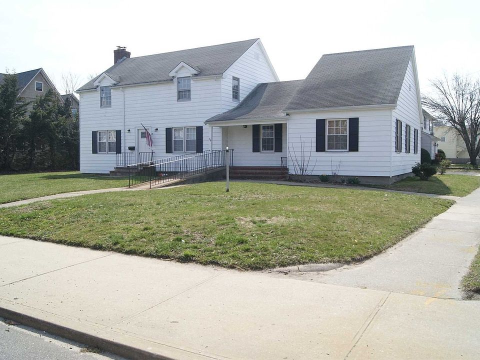 2nd image of 258 S Ocean Ave