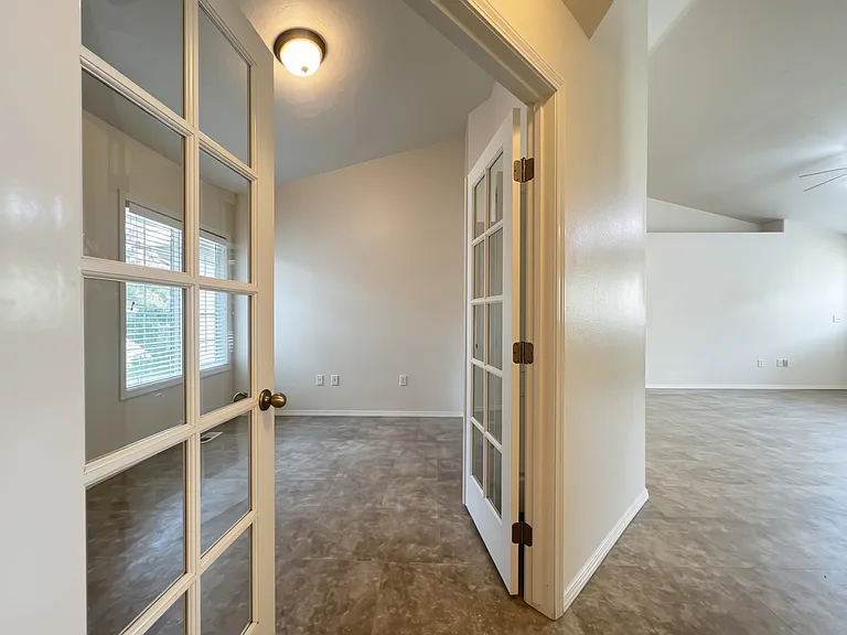4759 E Tanoak Dr — Photo 27