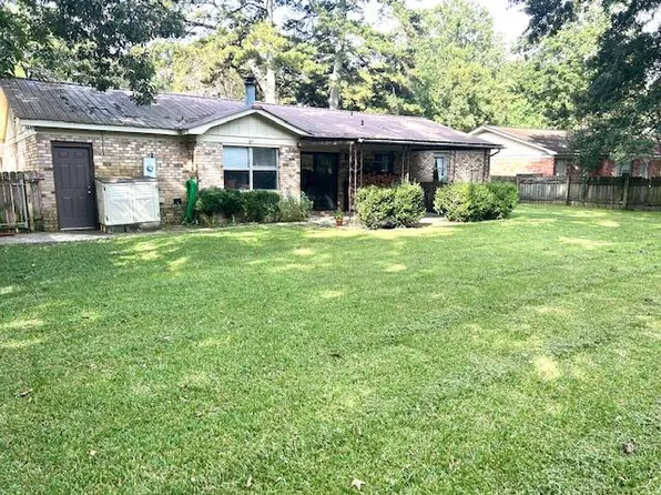 111 Finch St, Ladson, SC 29456