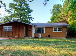 1221 E Sharp St, McPherson, KS 67460