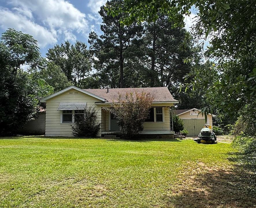 1st image of 714 Genoa Rd