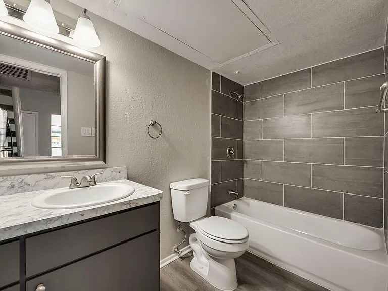 1217 Pecan Square Dr #27 — Photo 6
