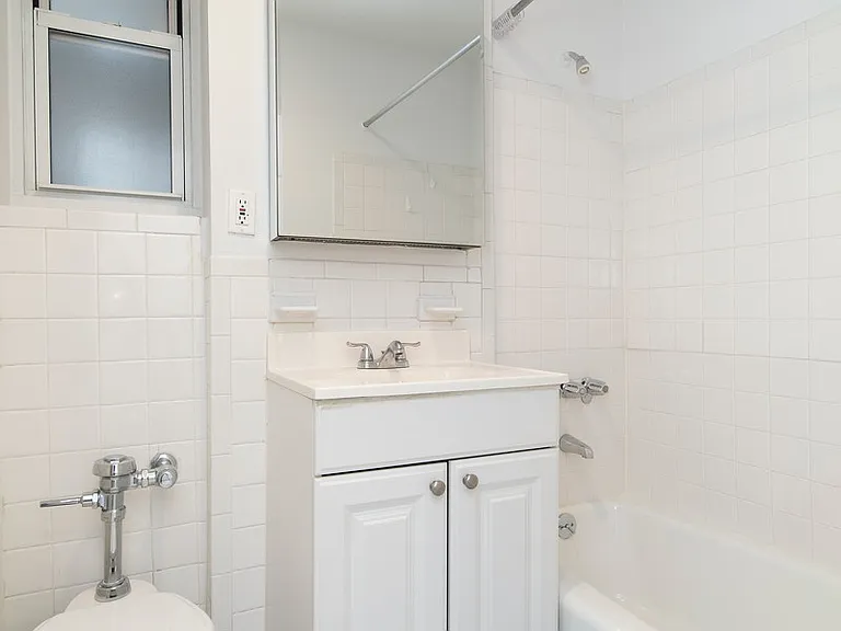 66 Madison Ave #8J — Photo 5