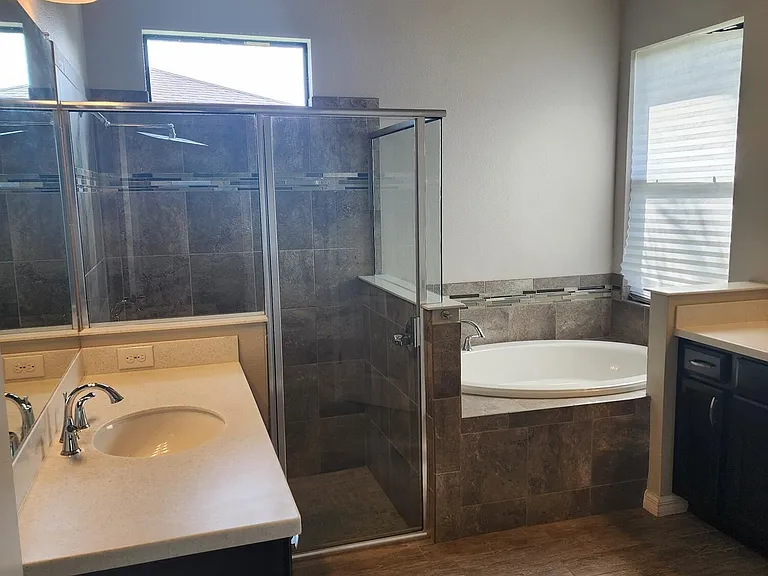 2882 Amethyst Way — Photo 17