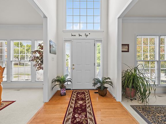 4th image of 1407 Autumn Ridge Dr
