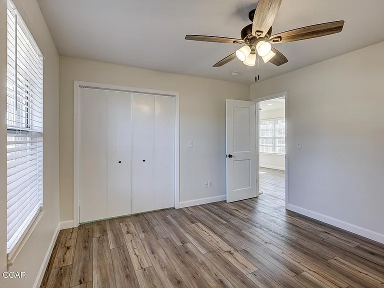2907 S Jackson Ave — Photo 23