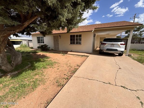 2596 Paseo Media