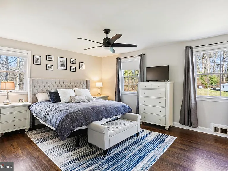 7832 Fulbright Ct — Photo 13