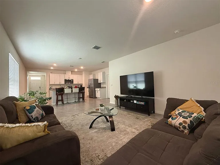 1823 Cacutta Way — Photo 5