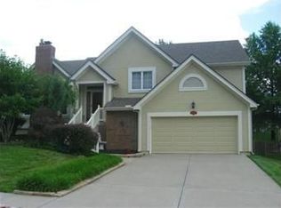 7657 N Pomona Pl, Kansas City, MO 64152