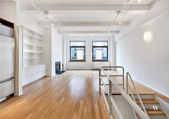 Rented by Warburg | media 1