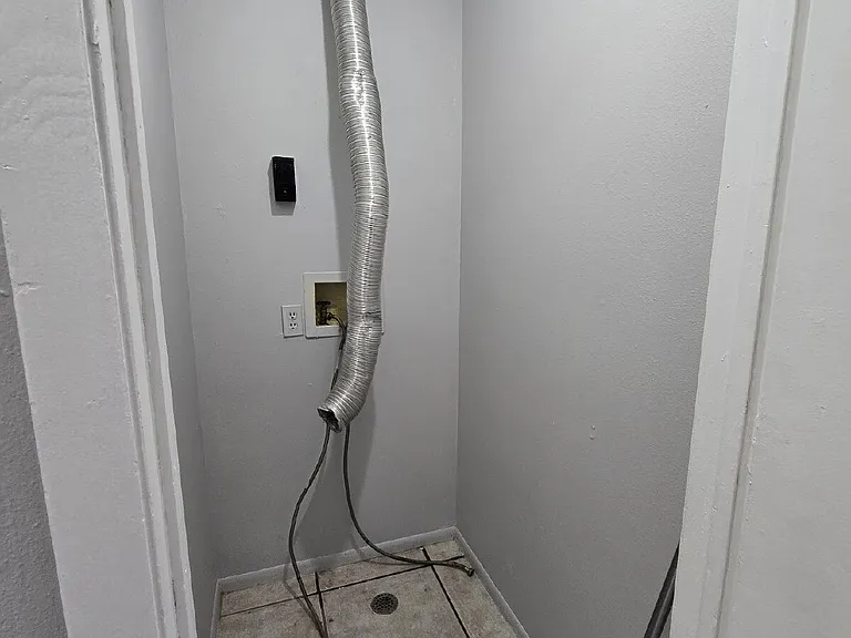 5424 Amy Ln — Photo 14