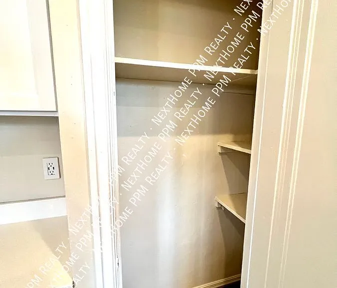 26 Academy Ave #B5 — Photo 9
