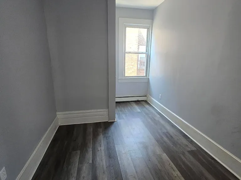 267 Goldsmith Ave #3 — Photo 6