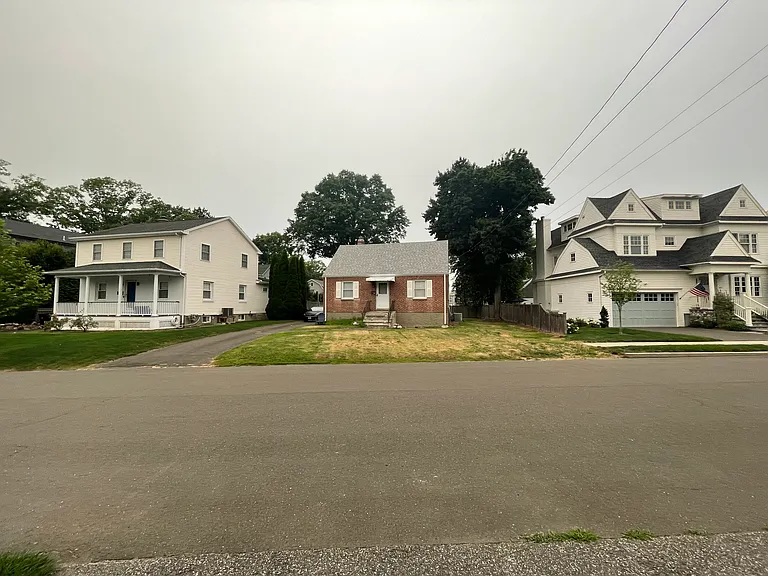 112 Howard St — Photo 36