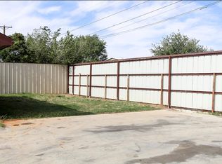 513 SW 10th St, Seminole, TX 79360