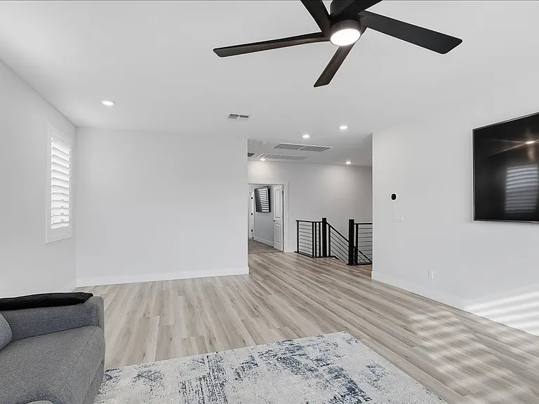 5366 Purple Moon Ave — Photo 25