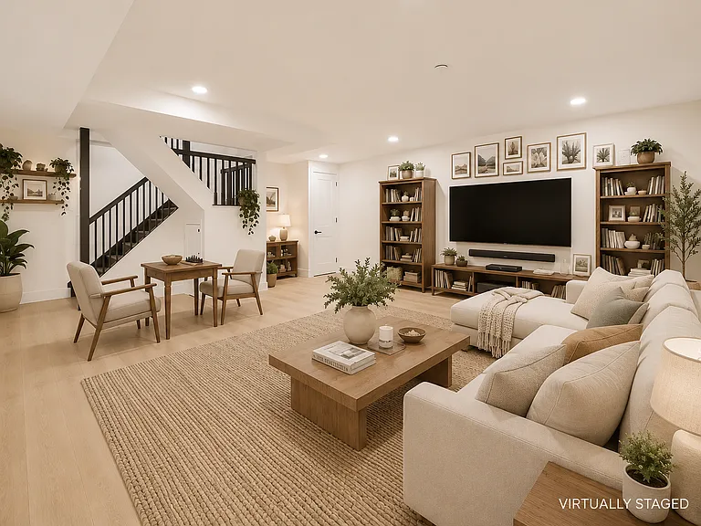 42 Pilling St #1A — Photo 6