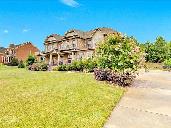 3rd image of 8405 Carly Ln W
