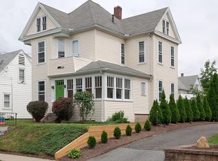 7 View St, Holyoke, MA 01040