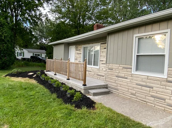 18335 Emit Rd, Brownstown, MI 48193