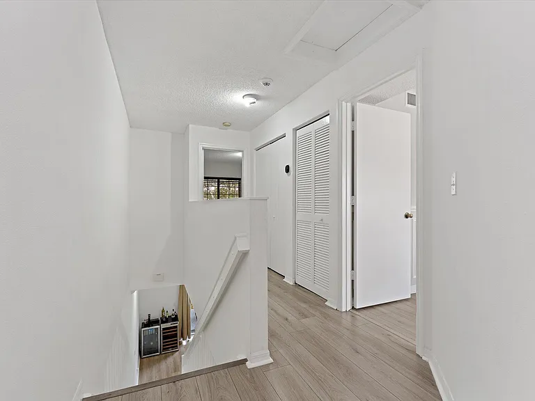 2264 Salerno Cir — Photo 11