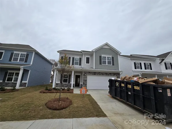 8124 Jonagold Ln, Charlotte, NC 28215