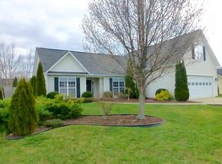 67 Wild Meadow Rd, Fletcher, NC 28732