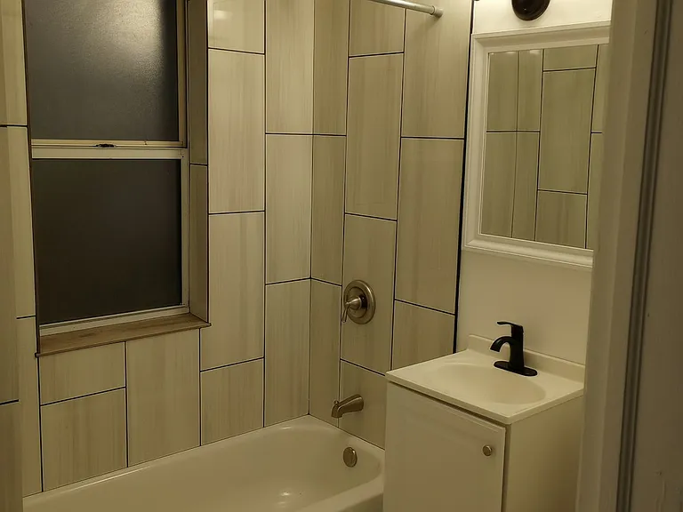 5662 N Ridge Ave #2N — Photo 6