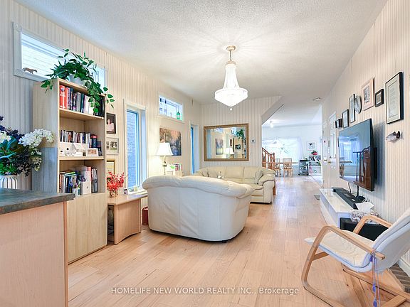2nd image of 7 Fairlawn Ave