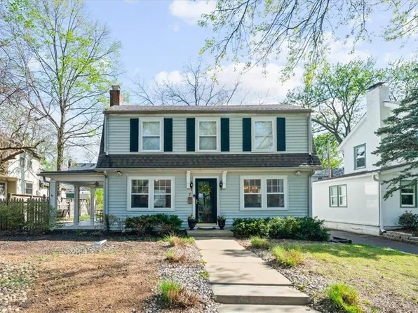 7 W Winthrope Rd, Kansas City, MO 64113