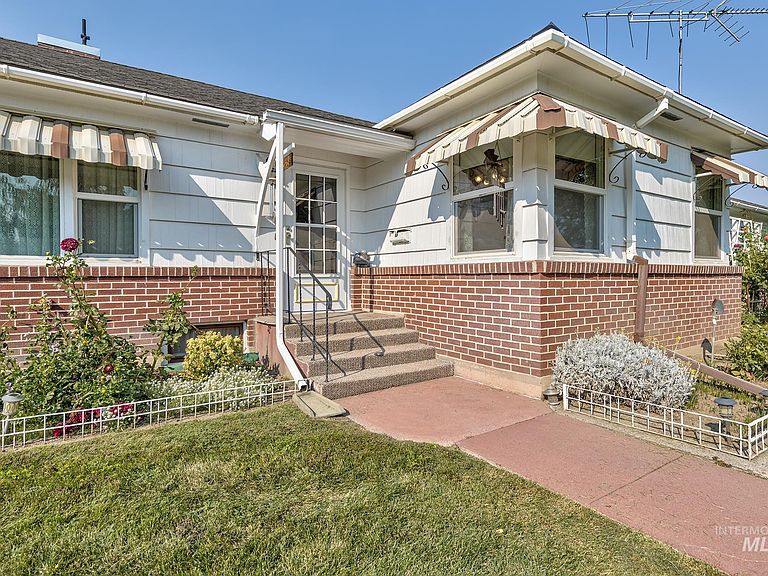 Listing photo 3
