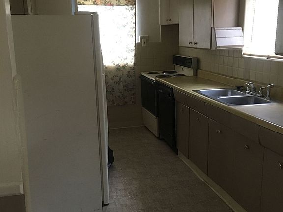 221F1BB8-322C-4B80-ABAA-50C889230ACF