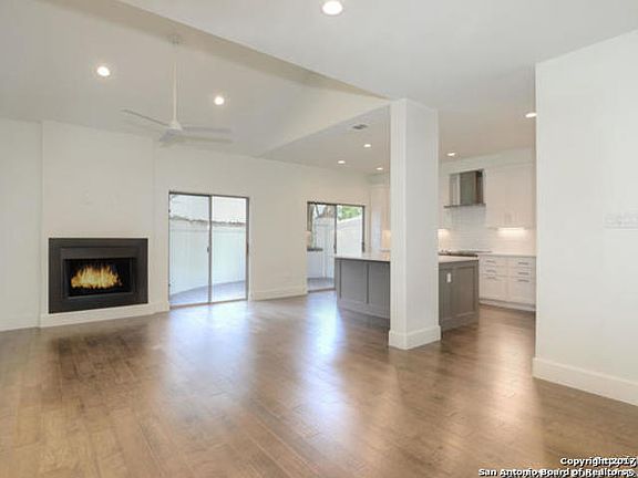 4th image of 208 Grandview Pl APT 3