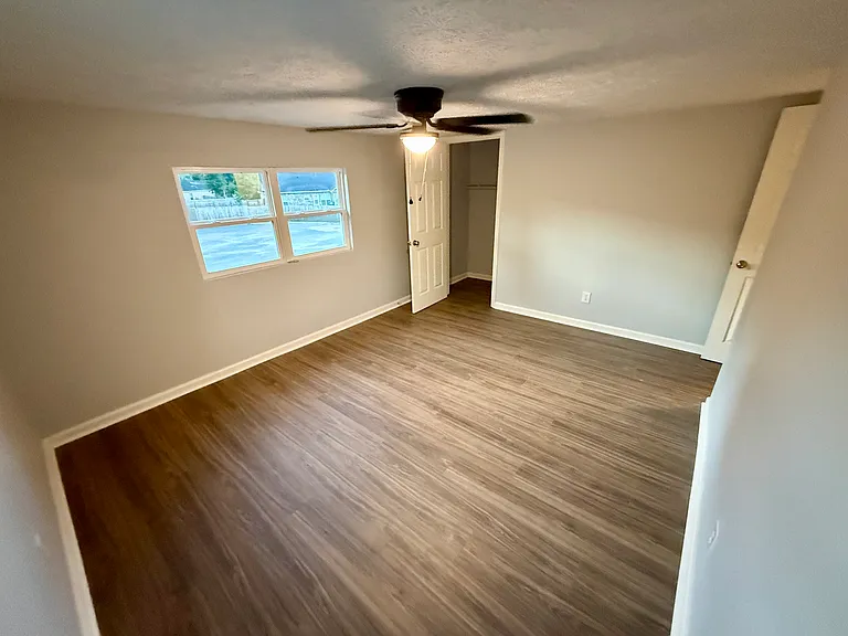 1024 King Blvd #C2 — Photo 7