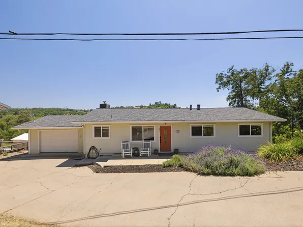 677 E Oakside Dr, Sonora, CA 95370