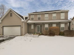 1109 Pearlman Dr, Lake Zurich, IL 60047