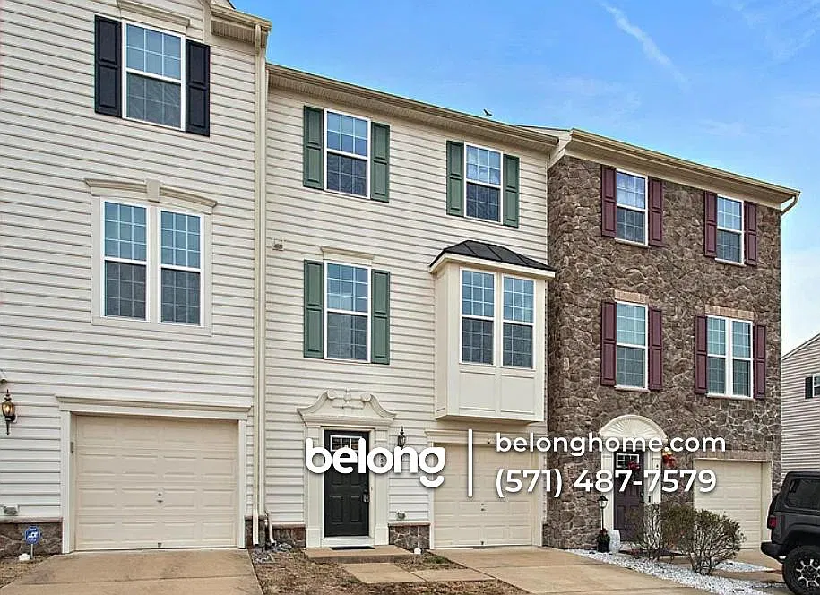 4 bed, 3.5 bath, 2352 sqft, $2,695 — Photo 1