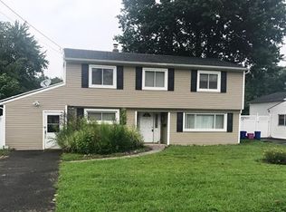 72 Southwood Dr, Old Bridge, NJ 08857
