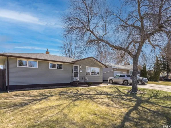 38 Morris DRIVE, Saskatoon, SK S7L 3T9