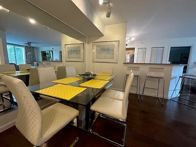615 Villa Cir — Photo 7