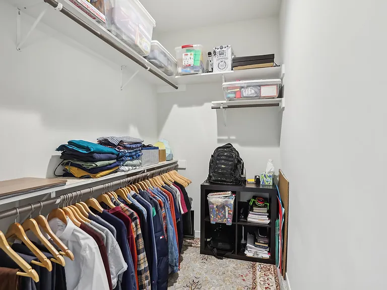 9924 Peach Leaf Ln — Photo 18